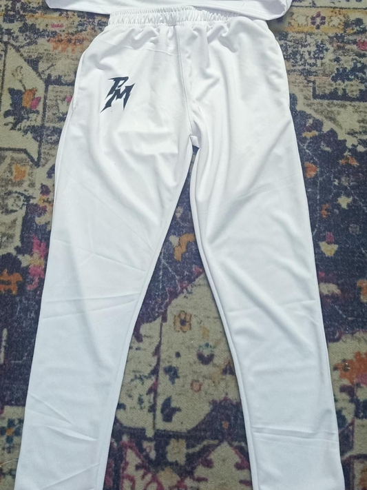 WHITE FLEECE PANTS